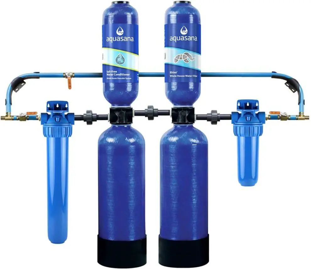 Saltless Water Softener Vs Salt Water Softener - Which is Better